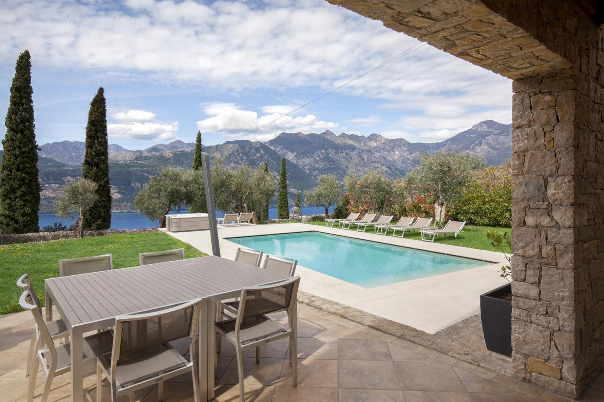 Villa Cipressi - Luxuri Lounge - Malcesine Ngoại thất bức ảnh